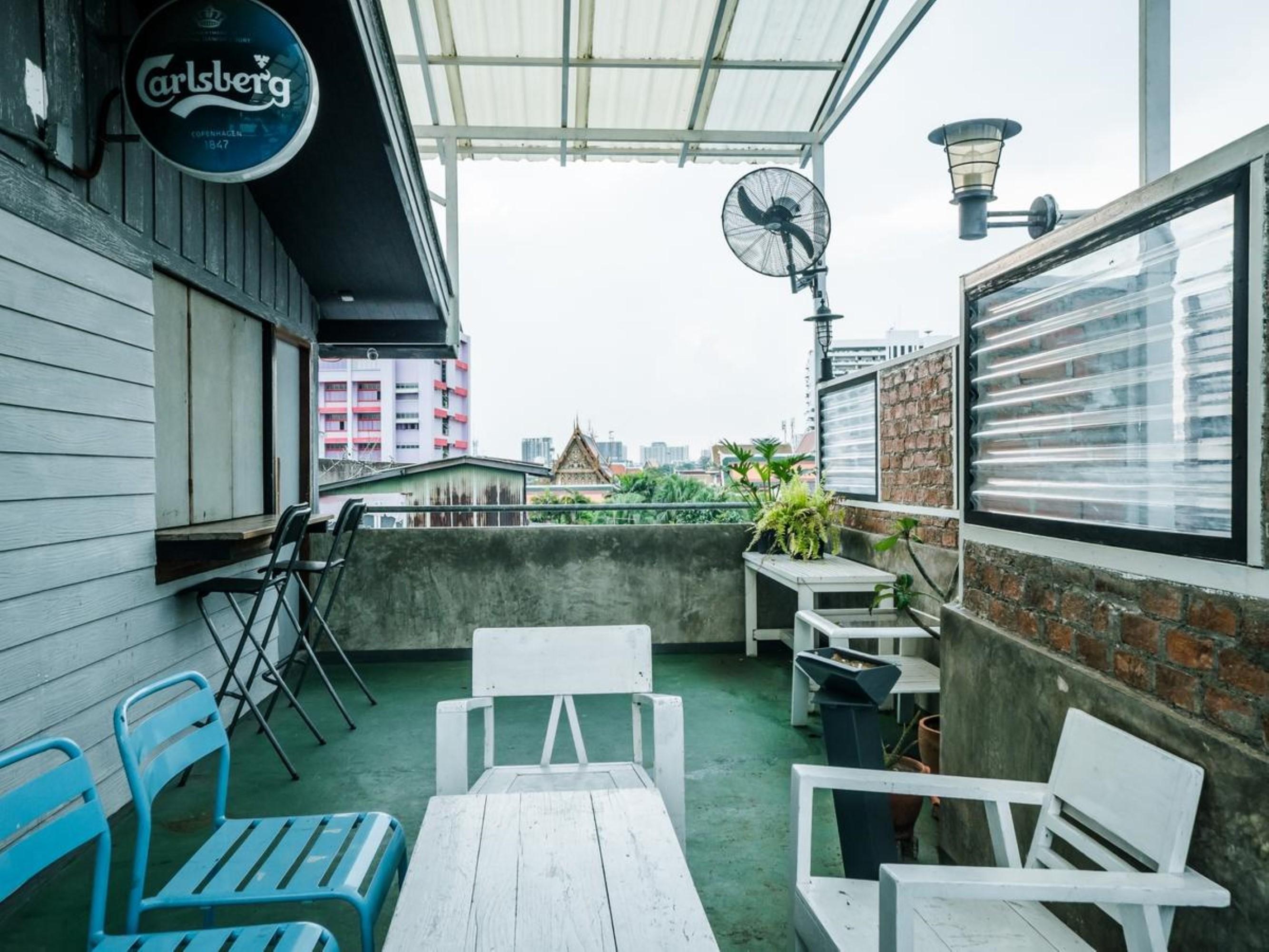 Zeds Hostel Бангкок Екстер'єр фото