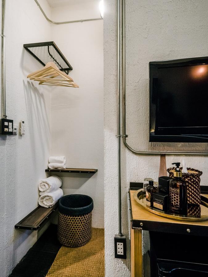 Zeds Hostel Бангкок Екстер'єр фото